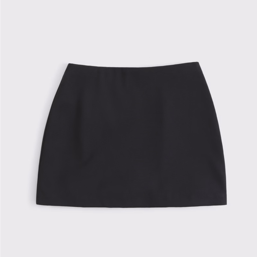 The A&F Scarlett Mini Skort